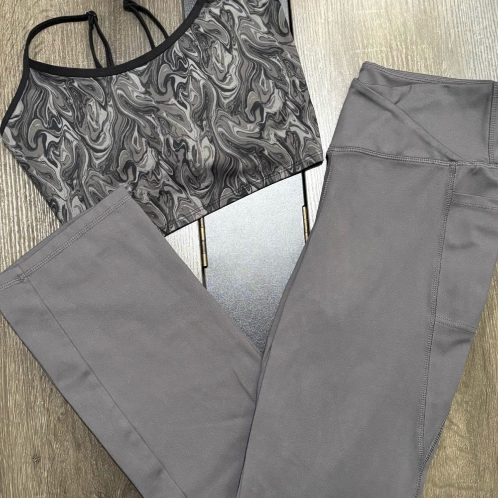 Women’s Grey Athletic Set -Size M